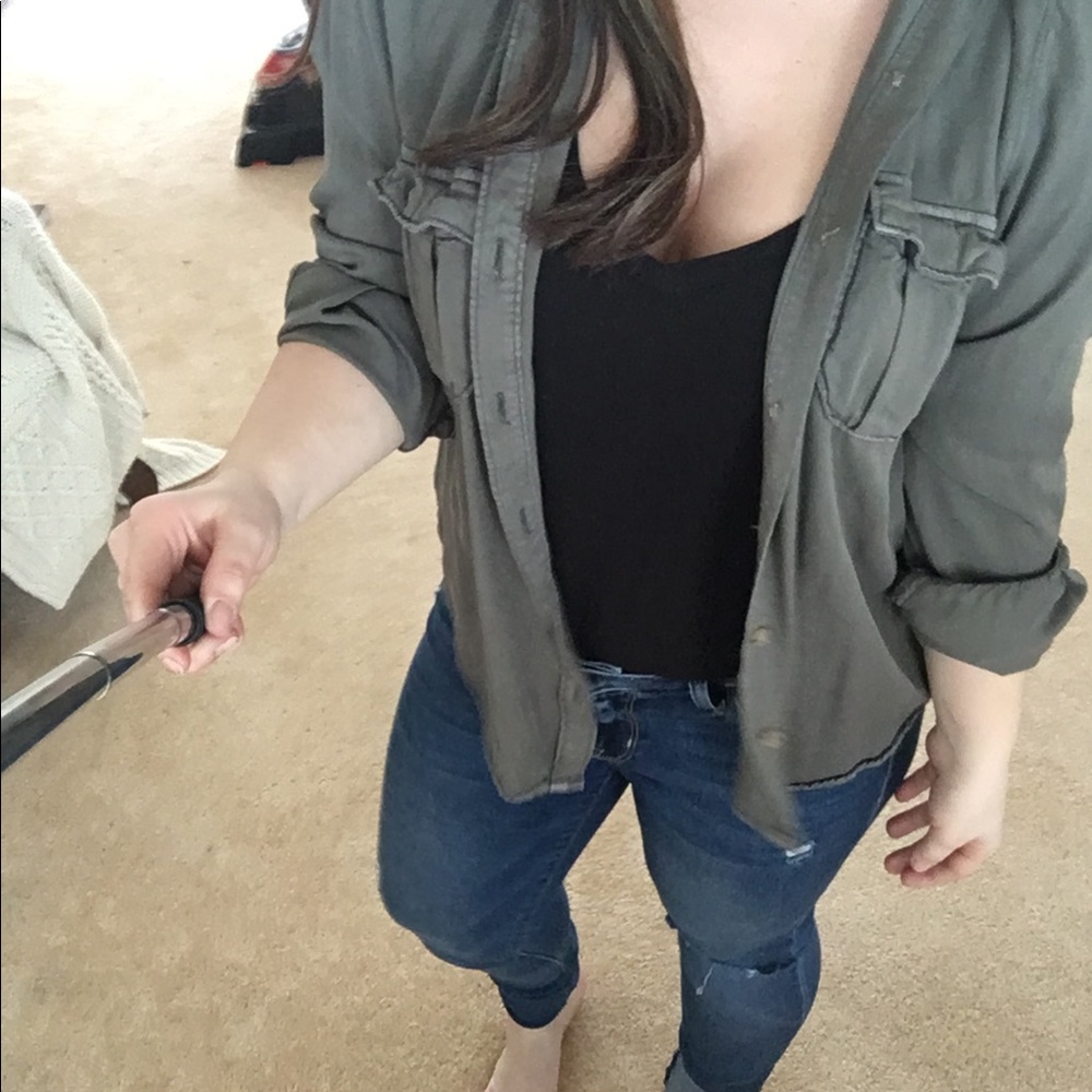 American Eagle button-up shirt